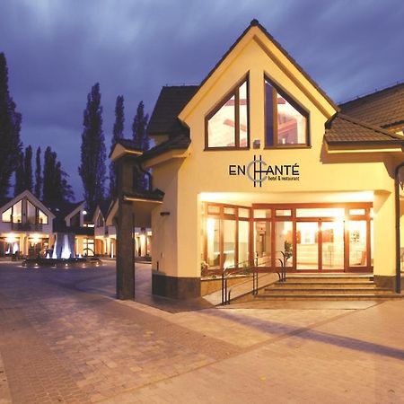Hotel Enchanté Eperjes Kültér fotó