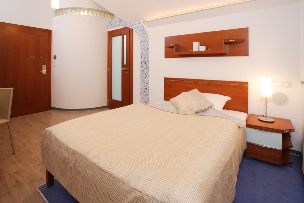 Hotel Enchanté Eperjes Kültér fotó